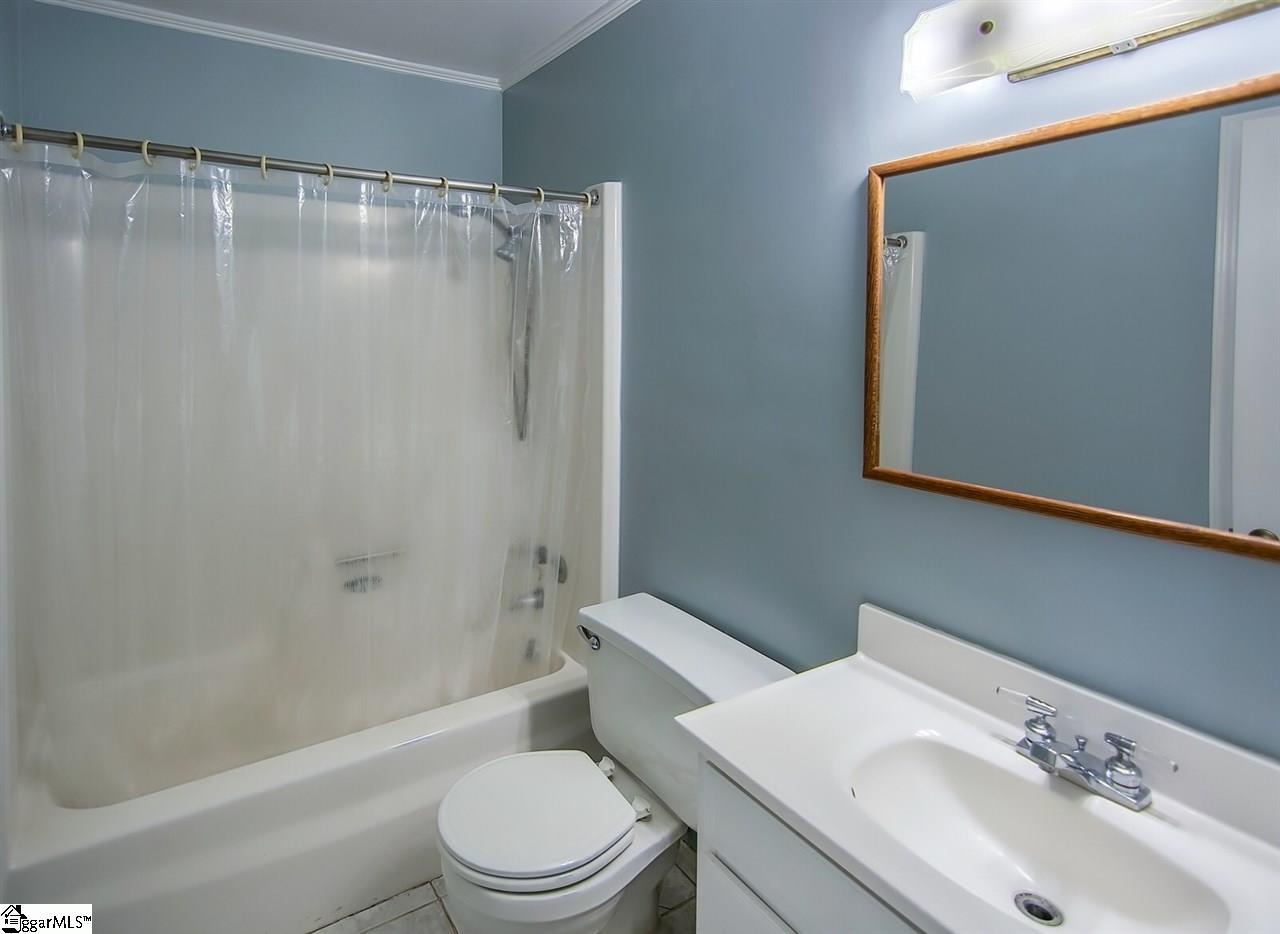 219 Brookmere Road Simpsonville, SC 29681 - Photo 17 of 26 Gallery Image 17