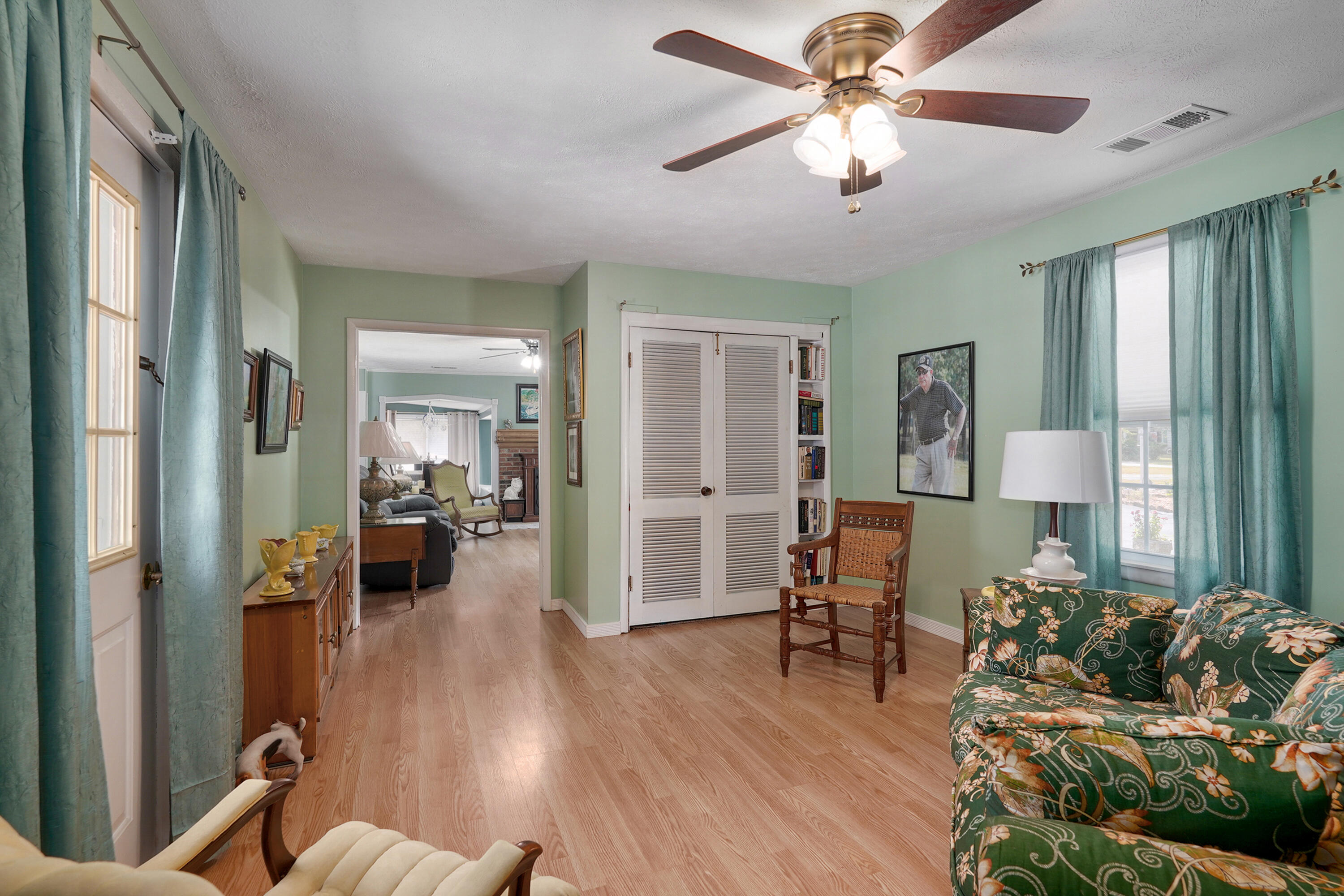 1908 South Holland Avenue Springfield, MO 65807 - Photo 24 of 42 1908 S Holland Ave-25