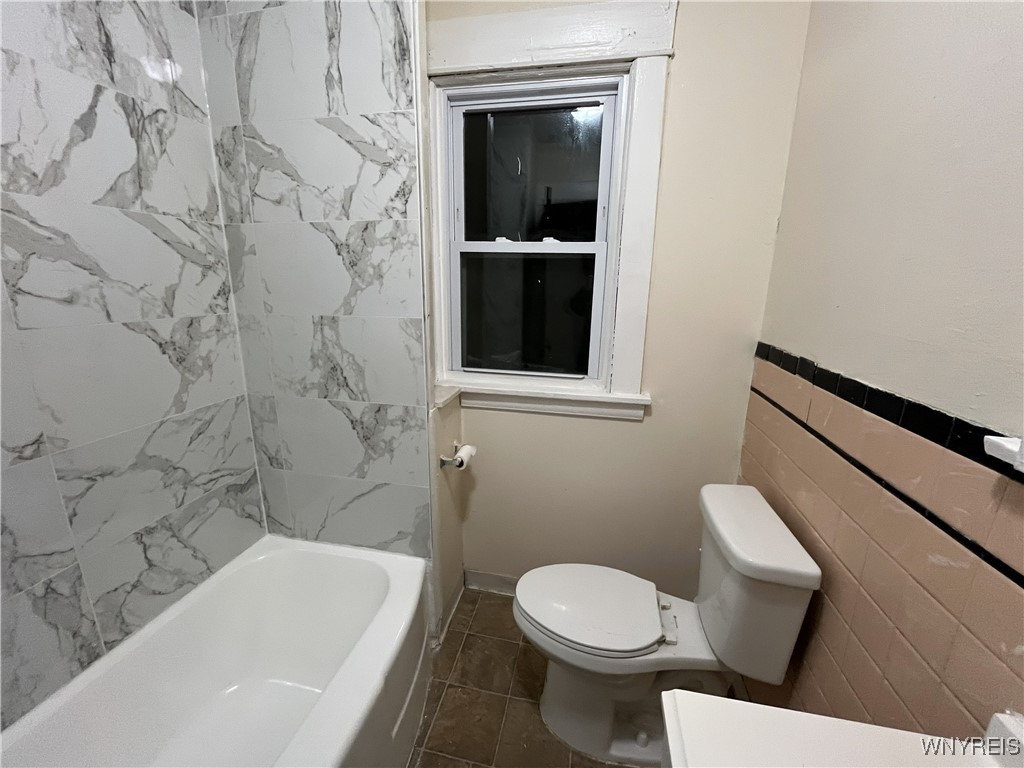 168 Rodney Avenue Buffalo, NY 14214 - Photo 23 of 29