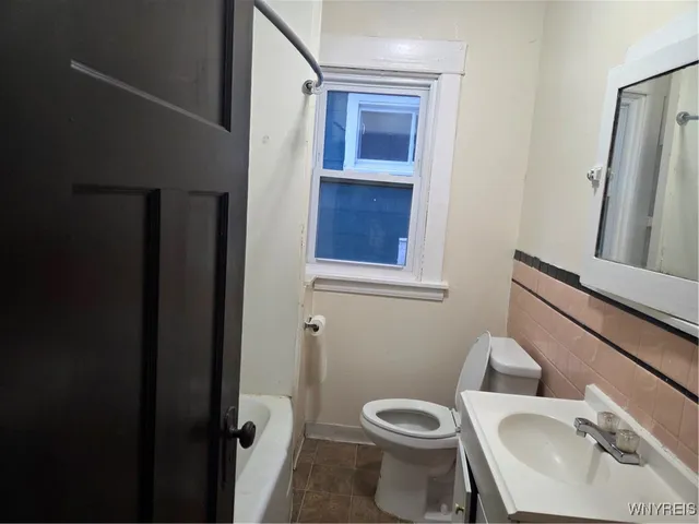 $1,400 | 168 Rodney Avenue, Buffalo, NY 14214