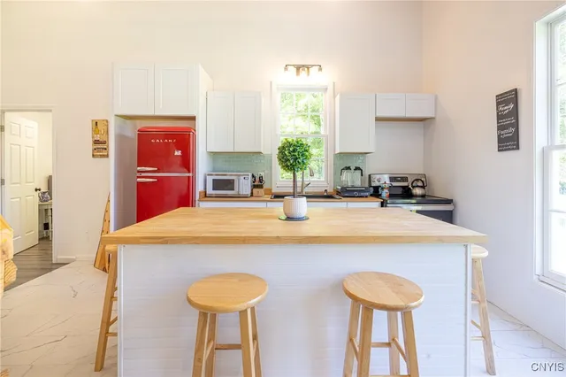 $525,000 | 3781 County Rte 17, Williamstown, NY 13493