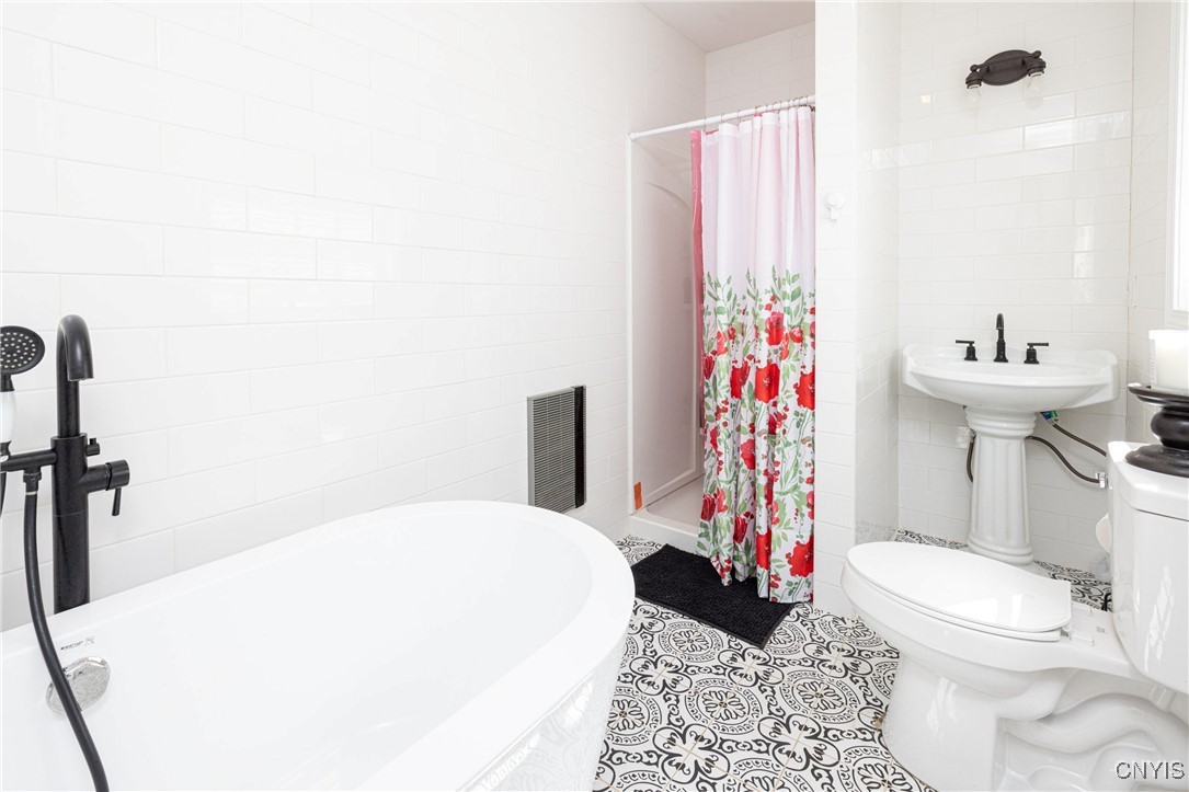 3781 County Rte 17 Williamstown, NY 13493 - Photo 21 of 48 Full Bathroom off Primary Bedroom