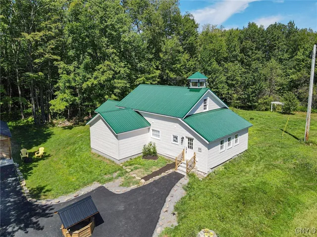 $525,000 | 3781 County Rte 17, Williamstown, NY 13493