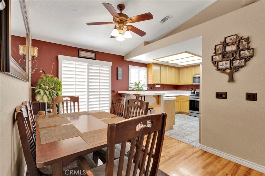 20083 Rimrock Road East Apple Valley, CA 92307 - Photo 13 of 41