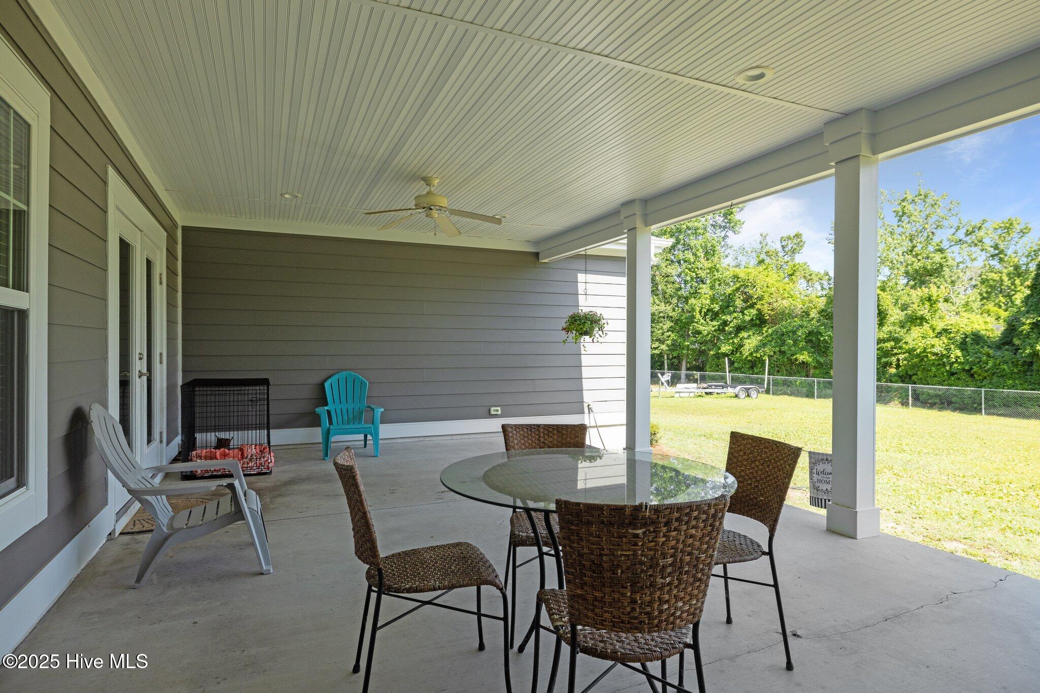3607 Country Club Road Morehead City, NC 28557 - Photo 36 of 50 Back porch