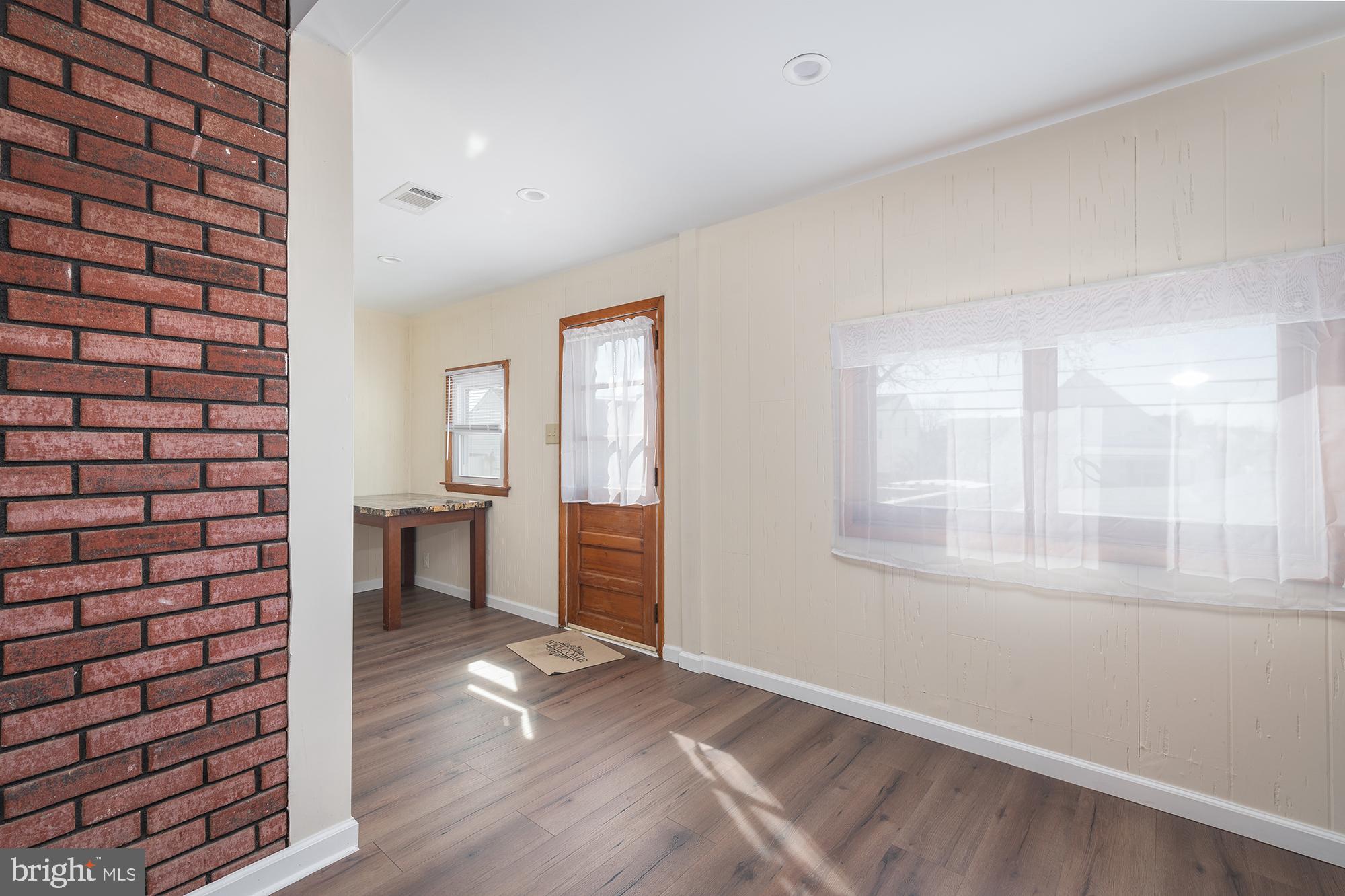 1726 Leslie Road Dundalk, MD 21222 - Photo 8 of 28