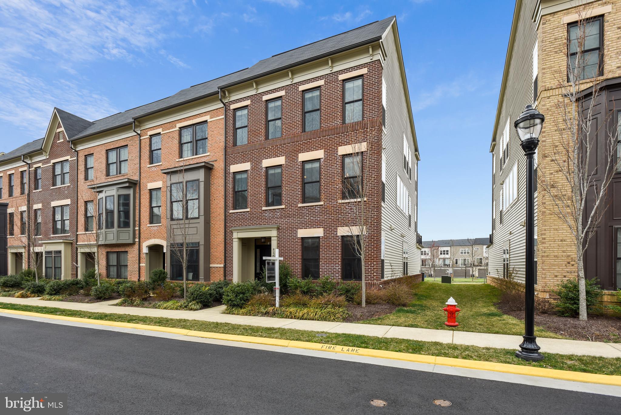 42273 Riggins Ridge Terrace Ashburn, VA 20148 - Photo 1 of 30 Front Exterior View