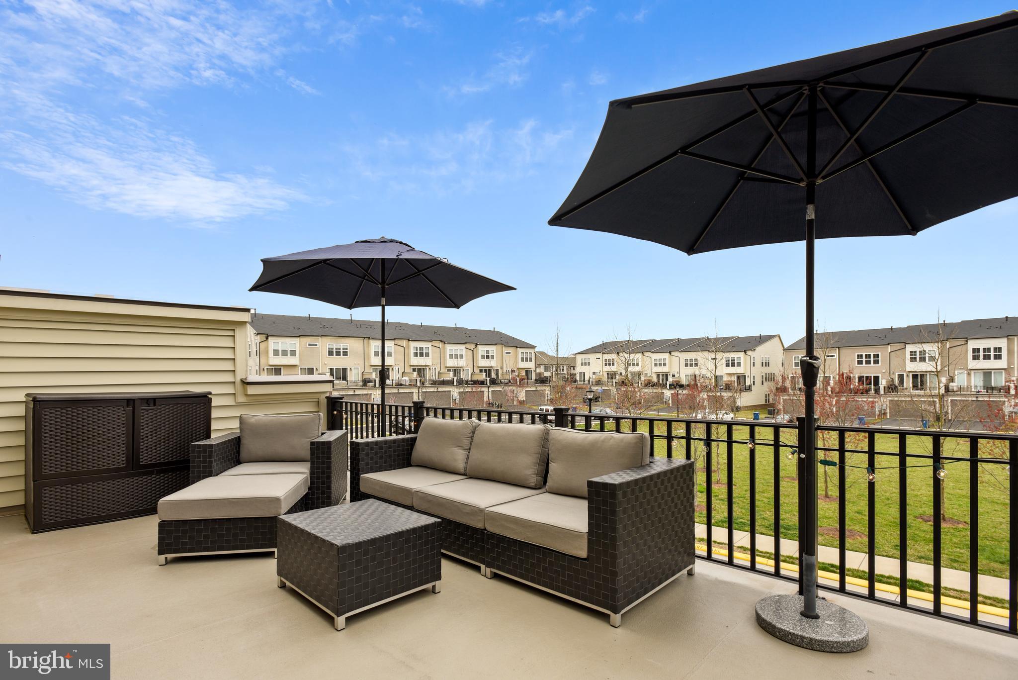 42273 Riggins Ridge Terrace Ashburn, VA 20148 - Photo 28 of 30 Patio/Deck off of Main Level