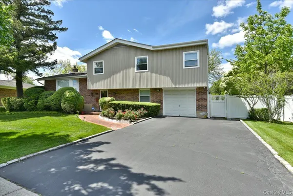 $1,496,000 | 10 Orange Drive, Jericho, NY 11753