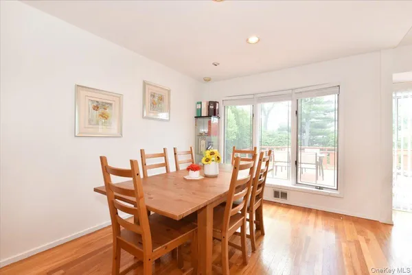 $1,496,000 | 10 Orange Drive, Jericho, NY 11753