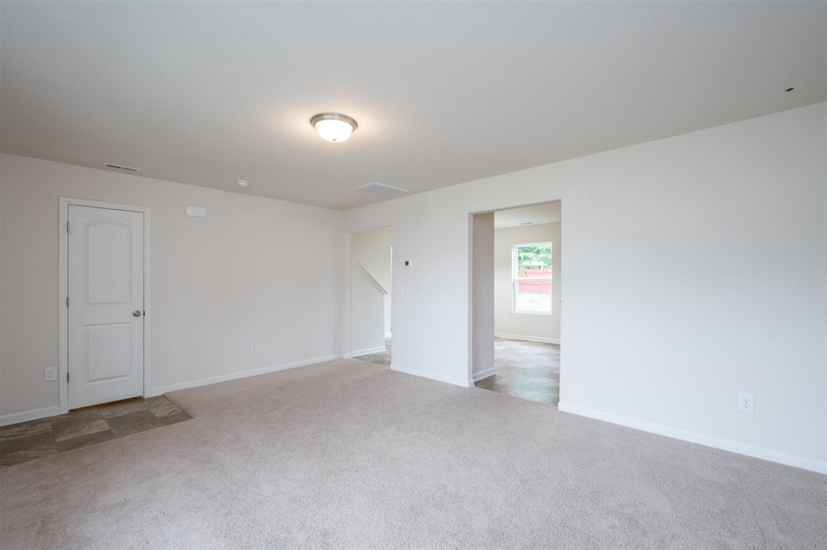 2107 Meadow Ridge Road Burlington, NC 27217 - Photo 5 of 20 Photo 5
