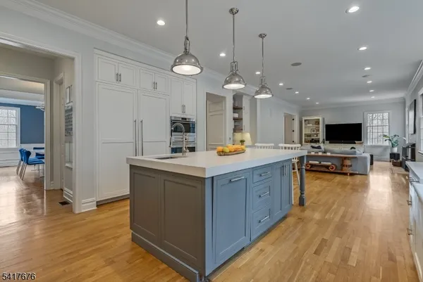 $2,500,000 | 11 Combs Hollow Road, Mendham, NJ 07945