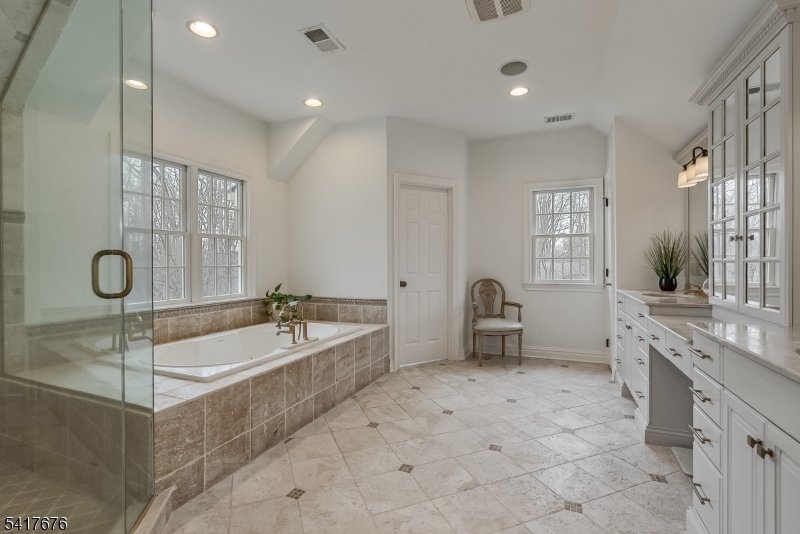 11 Combs Hollow Road Mendham, NJ 07945 - Photo 28 of 50