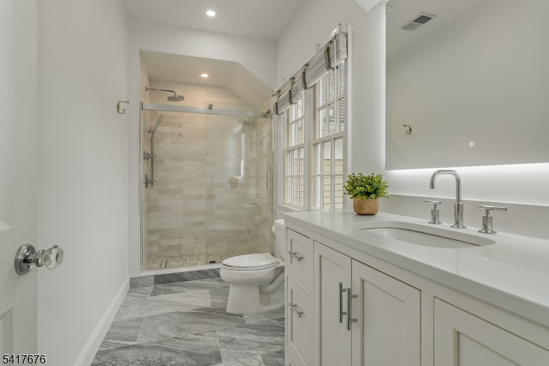 11 Combs Hollow Road Mendham, NJ 07945 - Photo 31 of 50