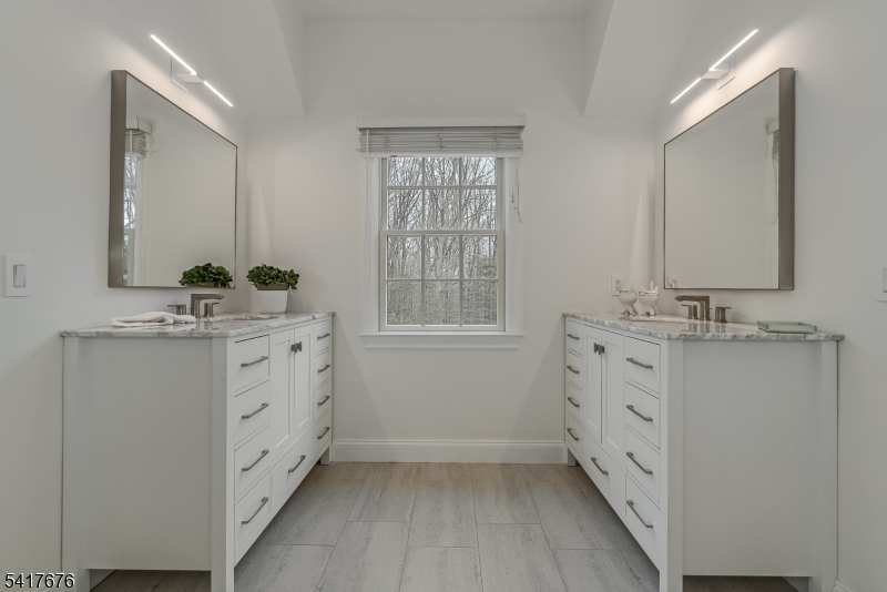 11 Combs Hollow Road Mendham, NJ 07945 - Photo 34 of 50