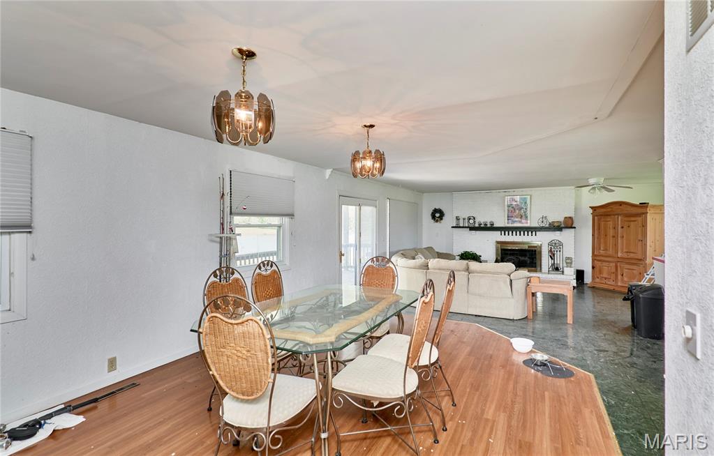 196 Absolut Lane Troy, MO 63379 - Photo 22 of 57