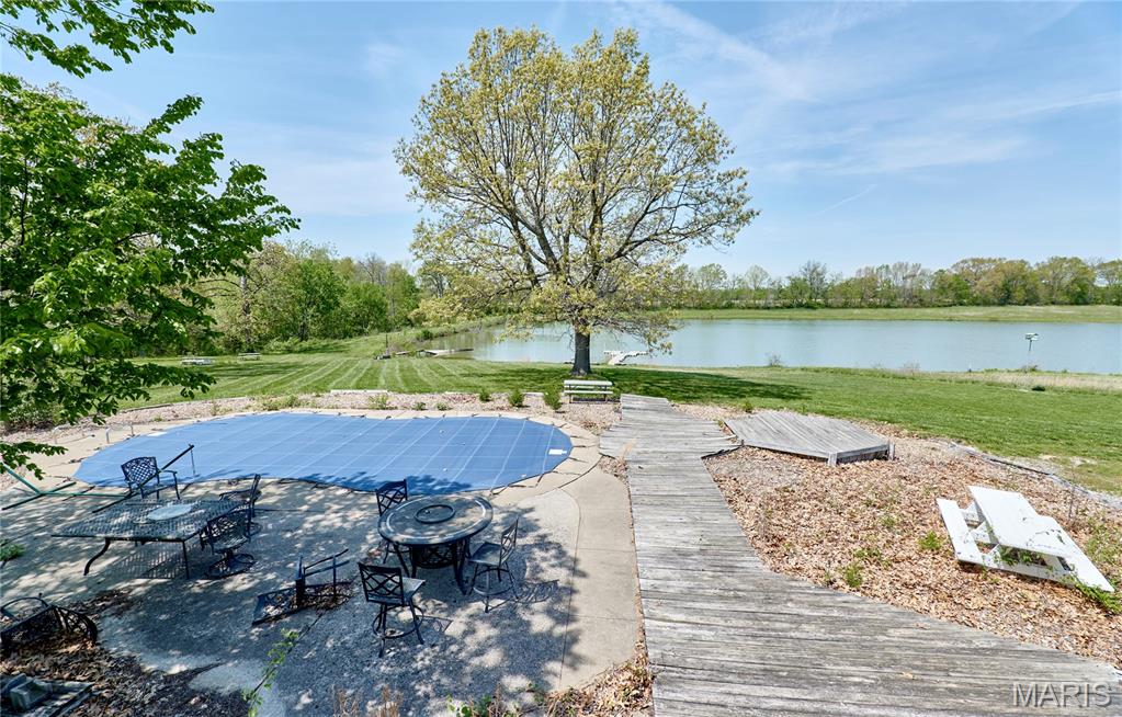 196 Absolut Lane Troy, MO 63379 - Photo 42 of 57