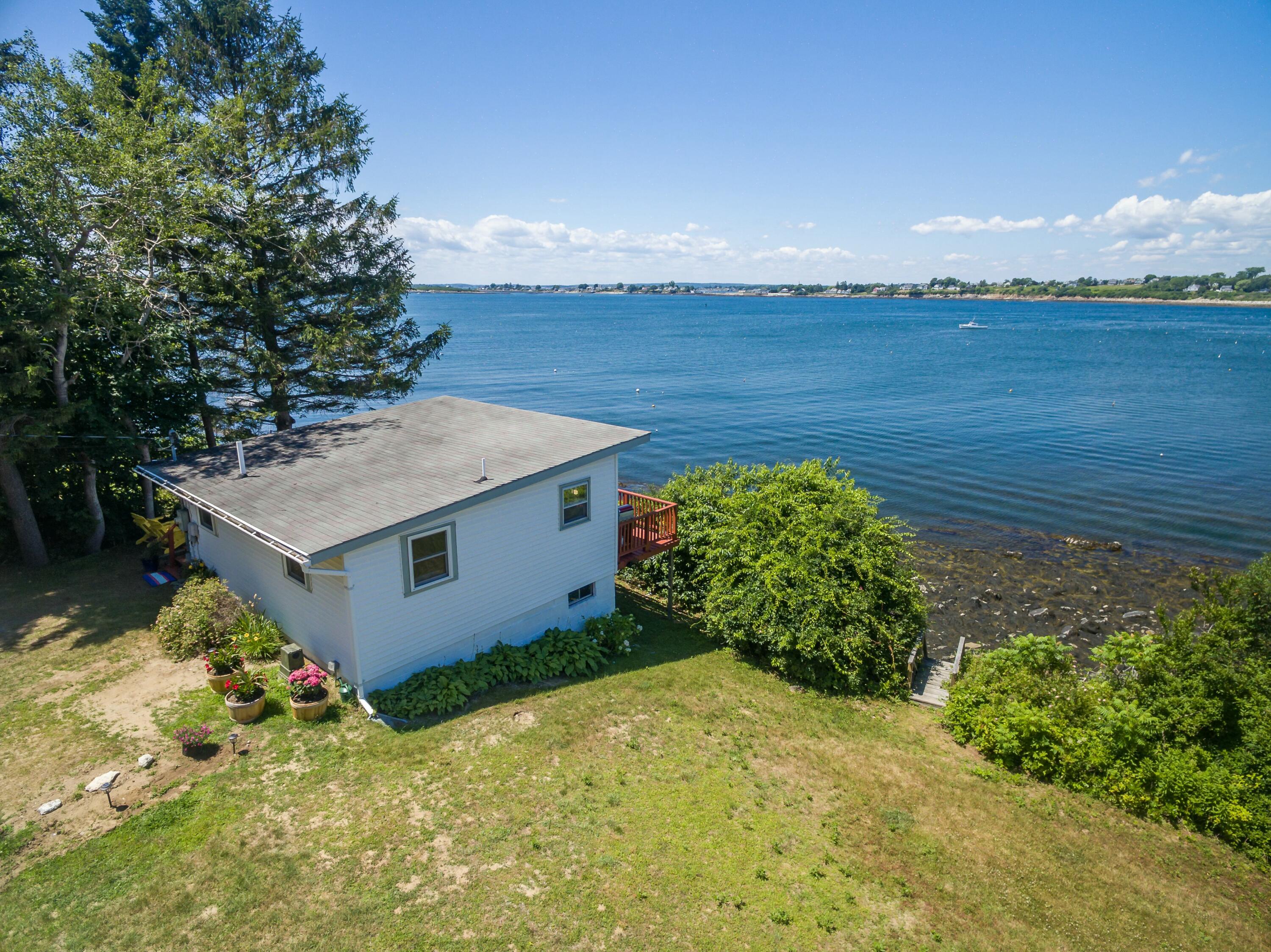 43 West Shore Road Bailey Island, ME 04003 - Photo 4 of 40 tempImagecQr7Zu