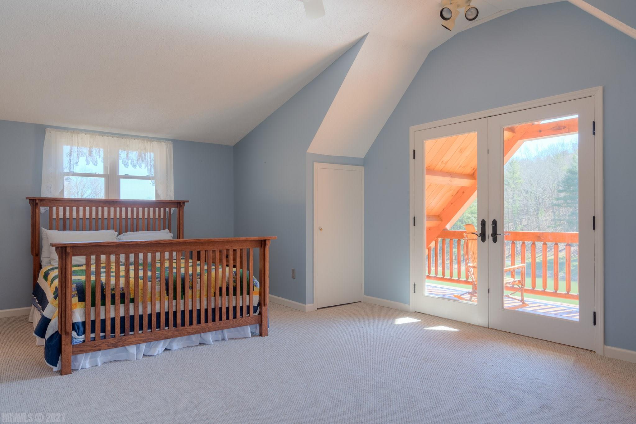 618 Cardinal Road Galax, VA 24333 - Photo 21 of 42 Gallery Image 21