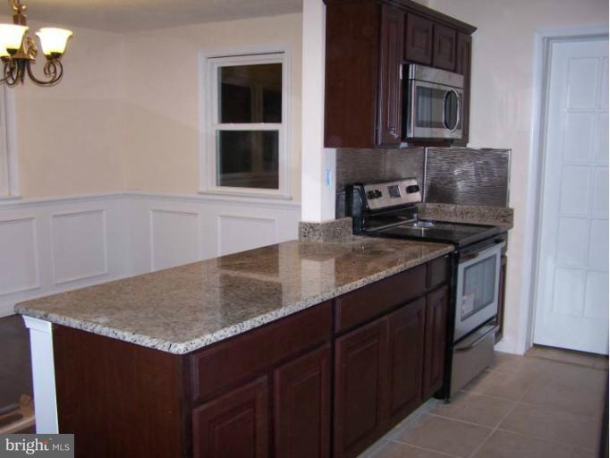 8282 Opal Road Warrenton, VA 20186 - Photo 13 of 14 Kitchen