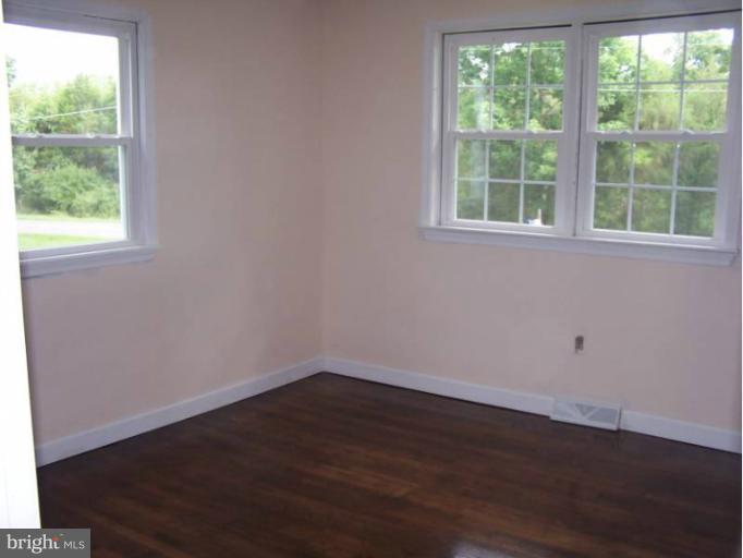 8282 Opal Road Warrenton, VA 20186 - Photo 8 of 14 Bedroom