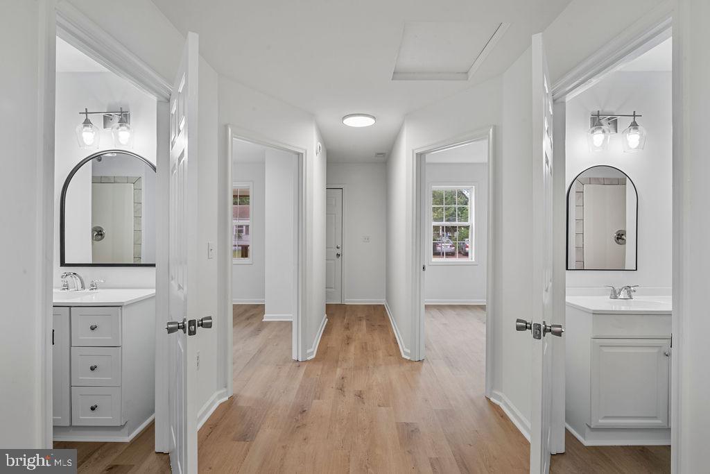 905 Hanover Street Salisbury, MD 21801 - Photo 21 of 40 Bright and airy hallway with modern design.