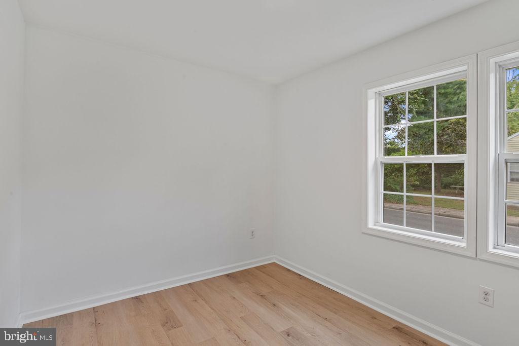 905 Hanover Street Salisbury, MD 21801 - Photo 22 of 40 Bright and airy space with natural light.