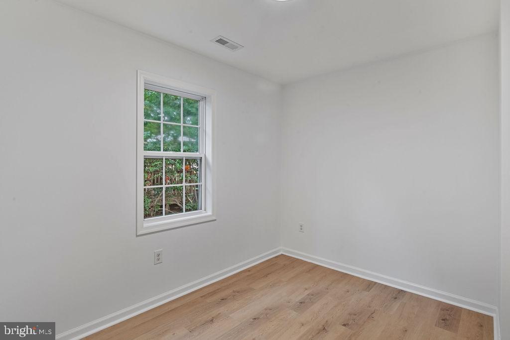 905 Hanover Street Salisbury, MD 21801 - Photo 25 of 40 Bright and airy room with natural light.