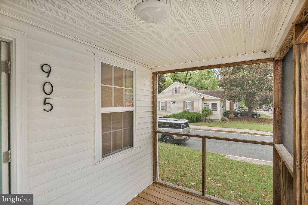 905 Hanover Street Salisbury, MD 21801 - Photo 6 of 40 Charming entryway with neighborhood views.