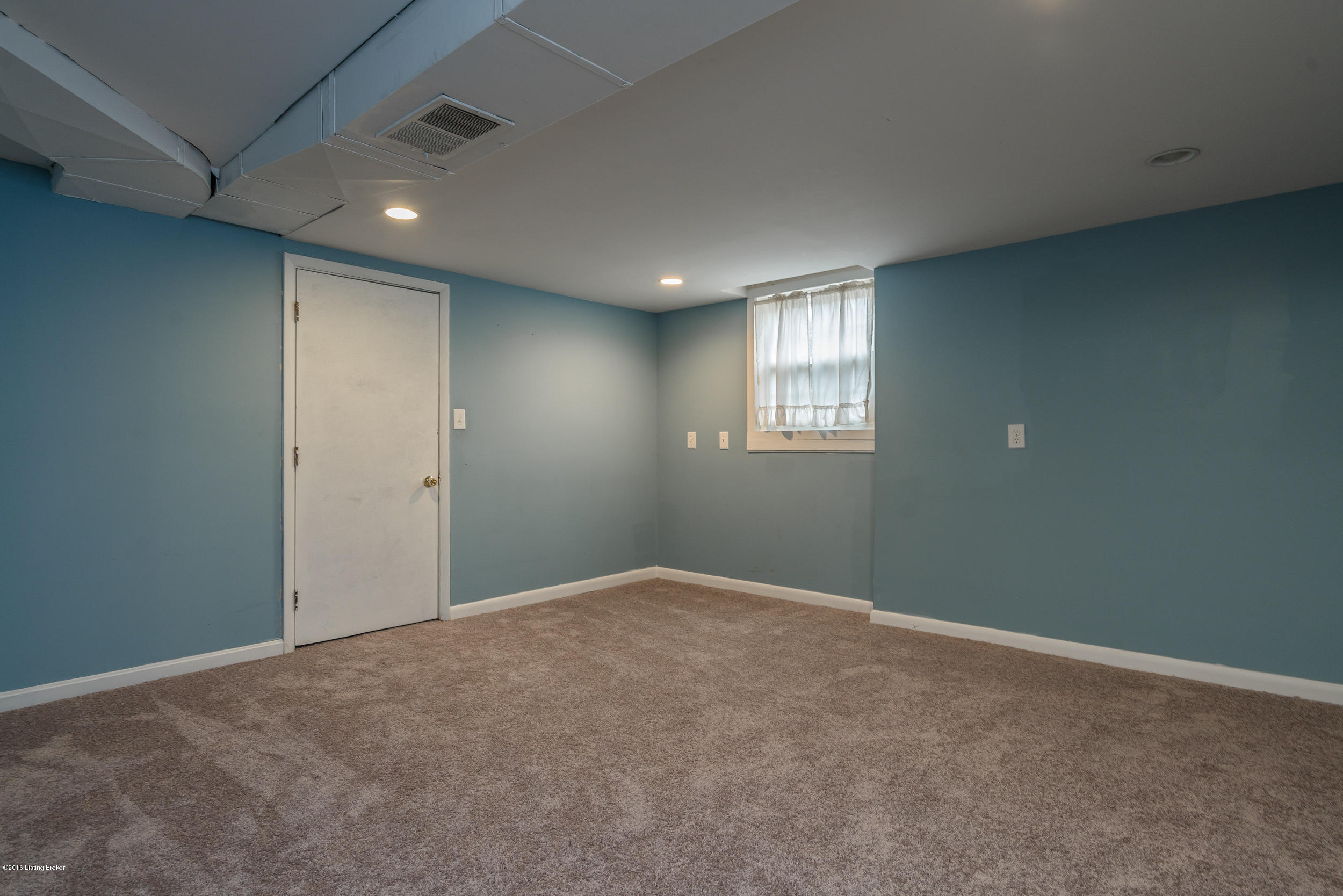 5000 Clarmar Road Jeffersontown, KY 40299 - Photo 29 of 46 Lower level rec room or family room