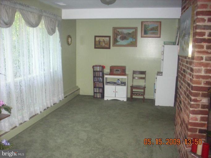 3400 Andover Drive Fairfax, VA 22030 - Photo 7 of 19 a view of a furniture and an empty room