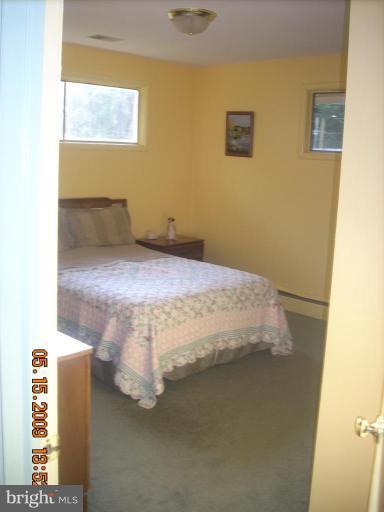 3400 Andover Drive Fairfax, VA 22030 - Photo 10 of 19 a bedroom with a bed