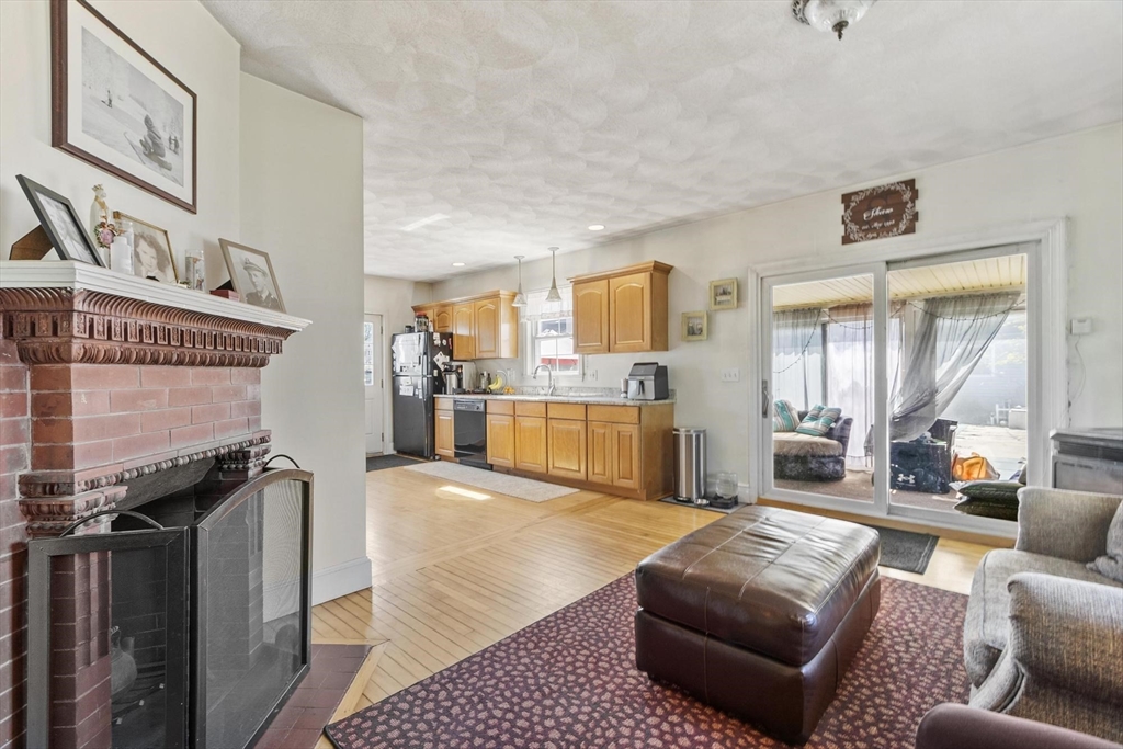 3 Southwick Road Peabody, MA 01960 - Photo 12 of 42