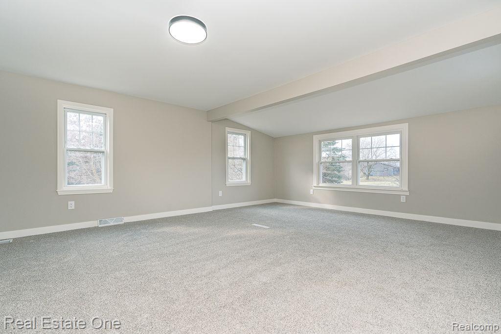 5815 Pratt Road Lapeer, MI 48446 - Photo 13 of 34 Gallery Image 13