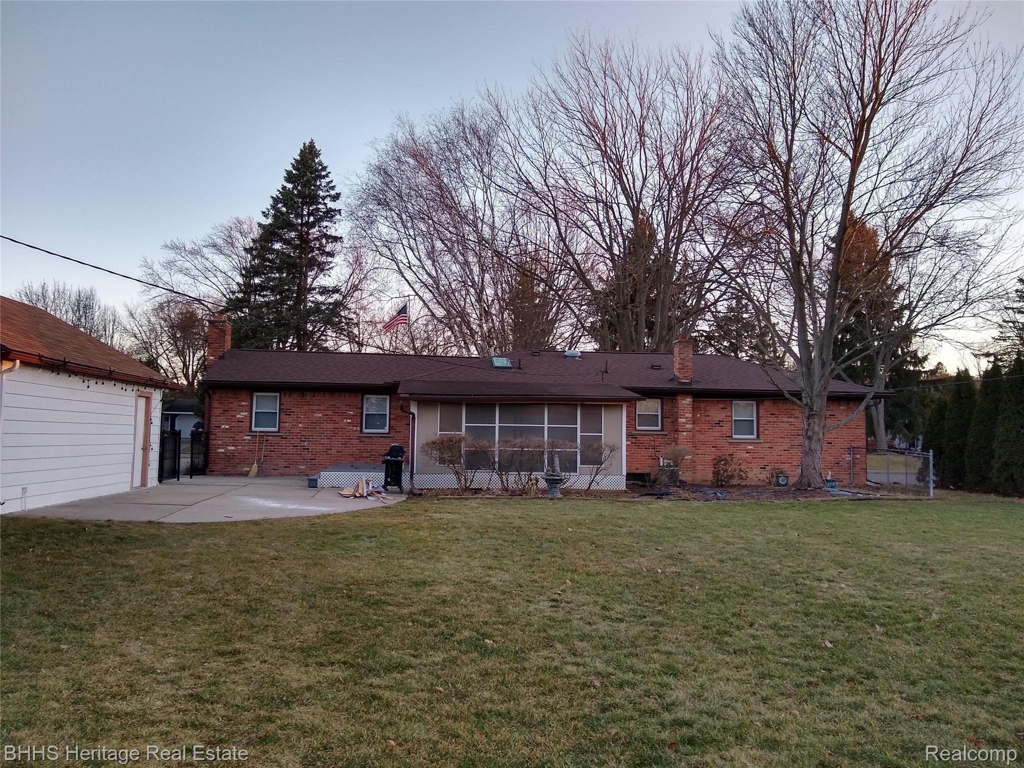61644 Rambling Way South Lyon, MI 48178 - Photo 2 of 30 unnamed (7).jpg