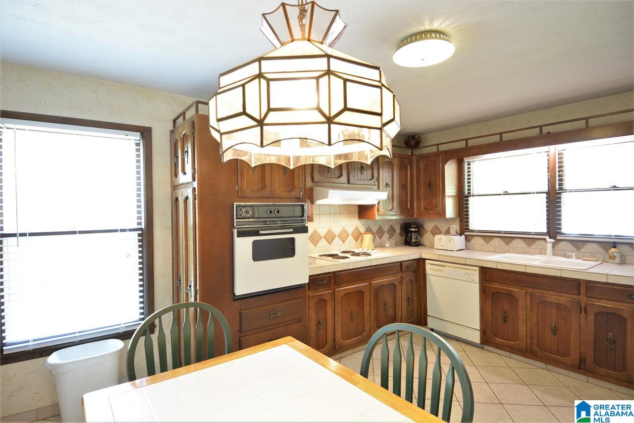 921 Cherokee Trail Anniston, AL 36206 - Photo 12 of 45