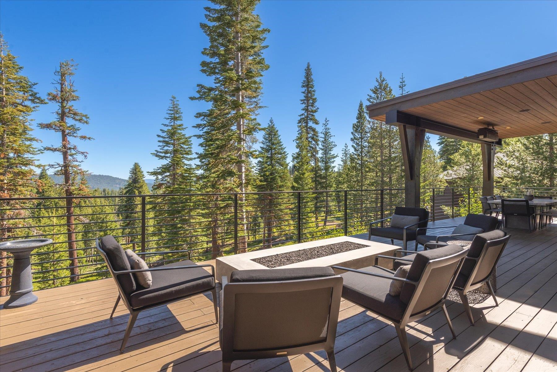 15339 Ski Slope Way Truckee, CA 96161 - Photo 27 of 28 a view of a patio with furniture