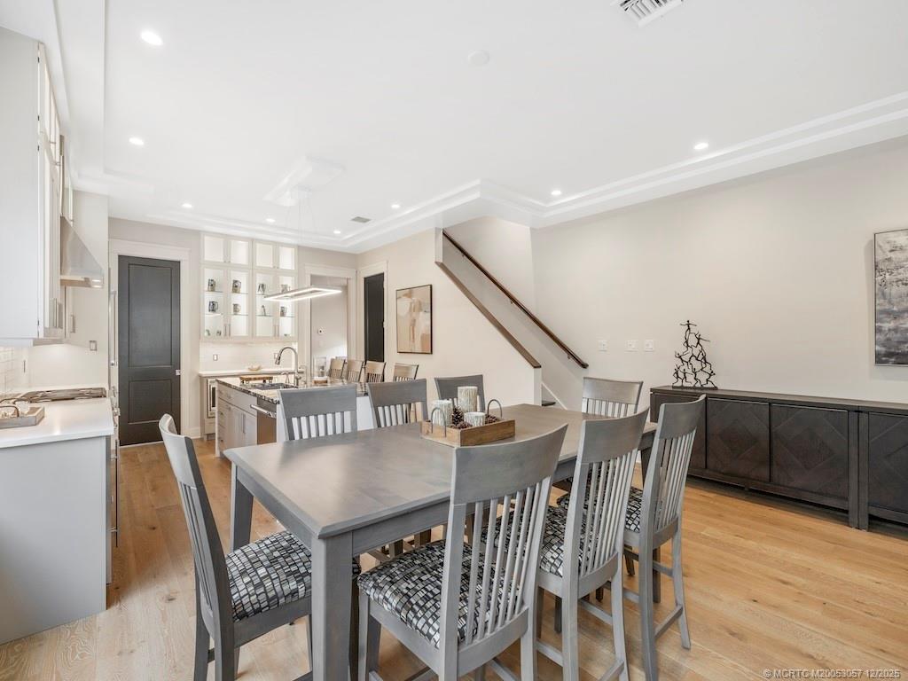 417 Southwest Akron Avenue Stuart, FL 34994 - Photo 15 of 49