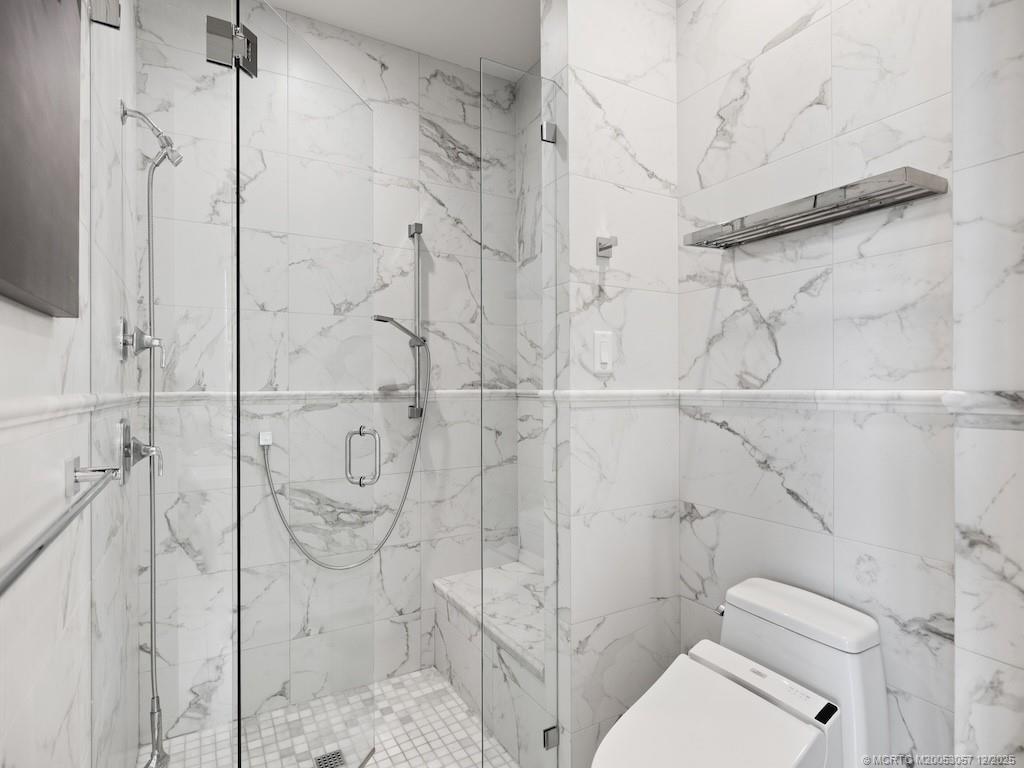 417 Southwest Akron Avenue Stuart, FL 34994 - Photo 31 of 49