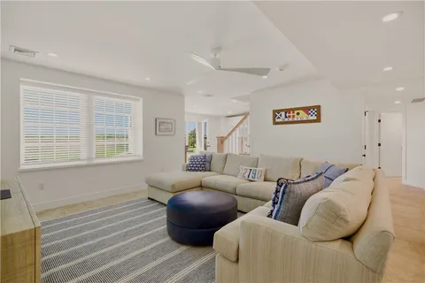 $2,998,000 | 3 Richmond Pond Drive, Westport, MA 02790