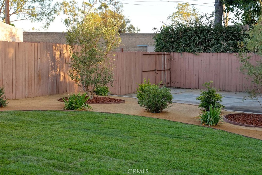 822 Monterey Road Glendale, CA 91206 - Photo 34 of 51 Gallery Image 34