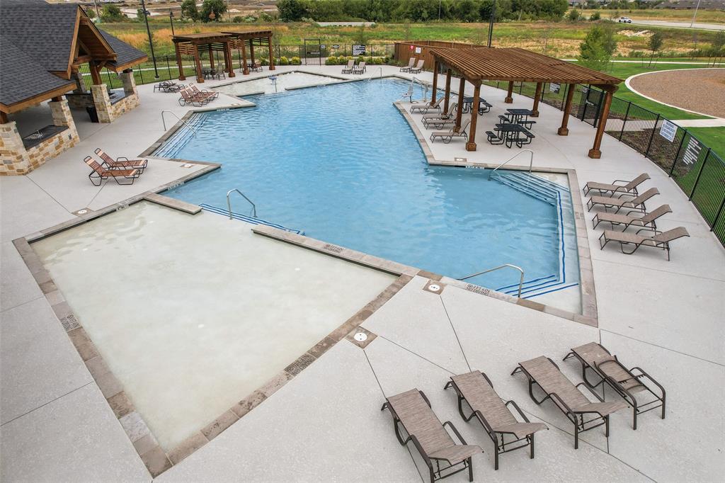 15212 Bullfighter Boulevard Haslet, TX 76052 - Photo 28 of 36 a view of a balcony with chairs