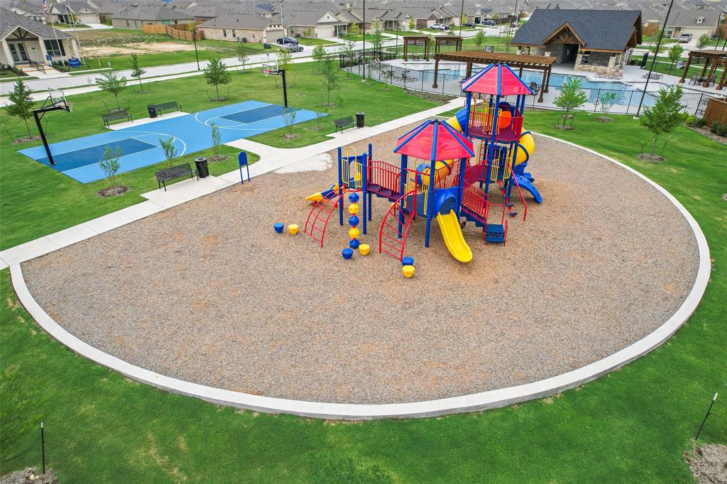 15212 Bullfighter Boulevard Haslet, TX 76052 - Photo 32 of 36 a view of outdoor space with garden and entertaining space