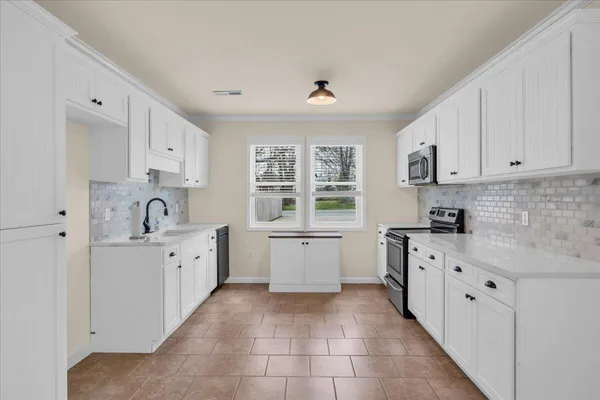 $550,000 | 162 1st Street, Monteagle, TN 37356