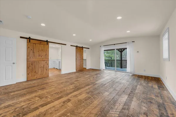 $550,000 | 162 1st Street, Monteagle, TN 37356