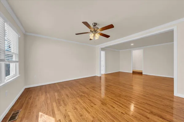 $550,000 | 162 1st Street, Monteagle, TN 37356