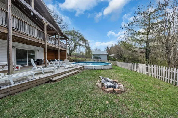 $550,000 | 162 1st Street, Monteagle, TN 37356