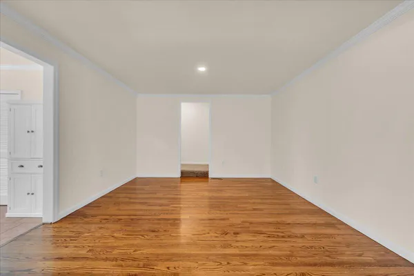 $550,000 | 162 1st Street, Monteagle, TN 37356