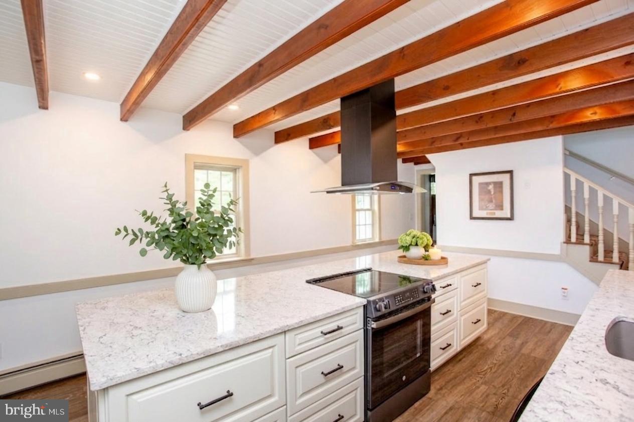 3501 Allentown Road Hatfield, PA 19440 - Photo 8 of 37 Stunning KItchen
