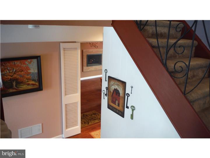 112 Thorndike Road Philadelphia, PA 19115 - Photo 16 of 25